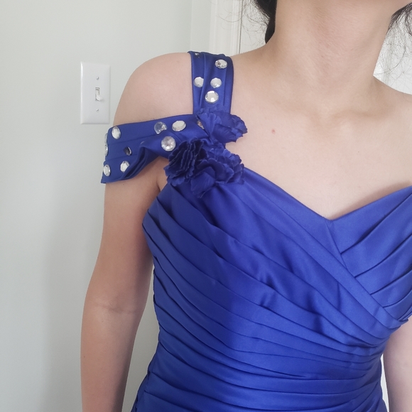 Prom dress - Picture 5 of 5
